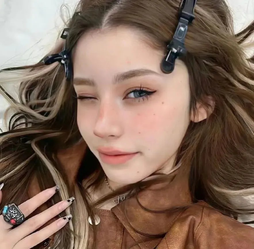 布衣知县梵如花
